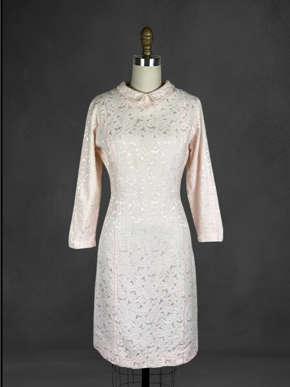 Elegant Pink Brocade Sheath Dress with Peter Pan Collar